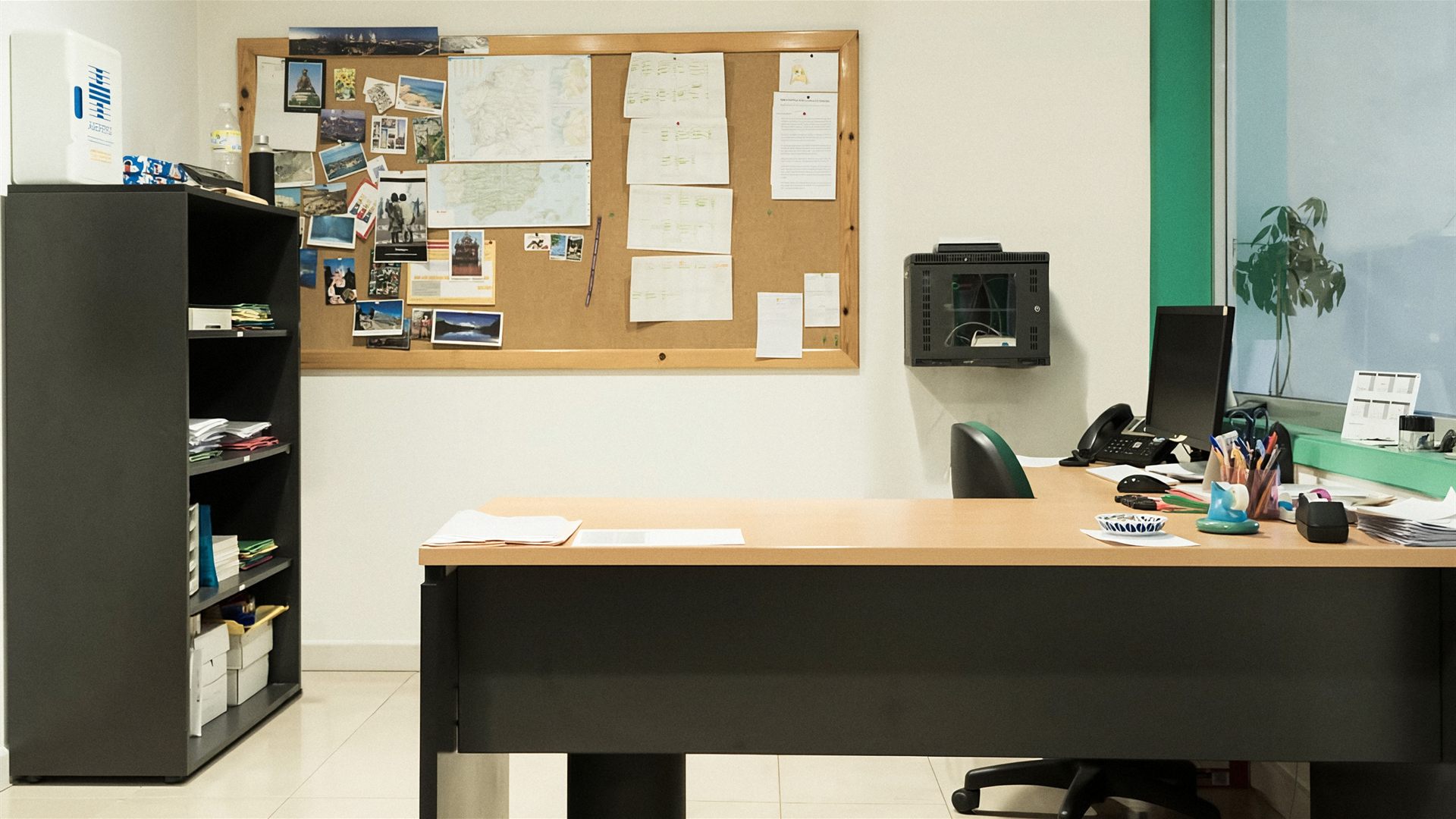 Sala de producción del estudio de doblaje en Vigo Cinema Iberolusa